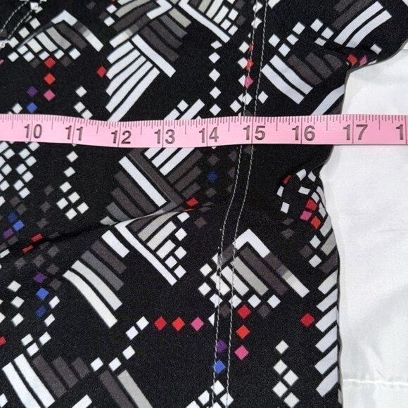 WonderWink Womens XS Geometric Print Scrub Top Black & White - Picture 7 of 8